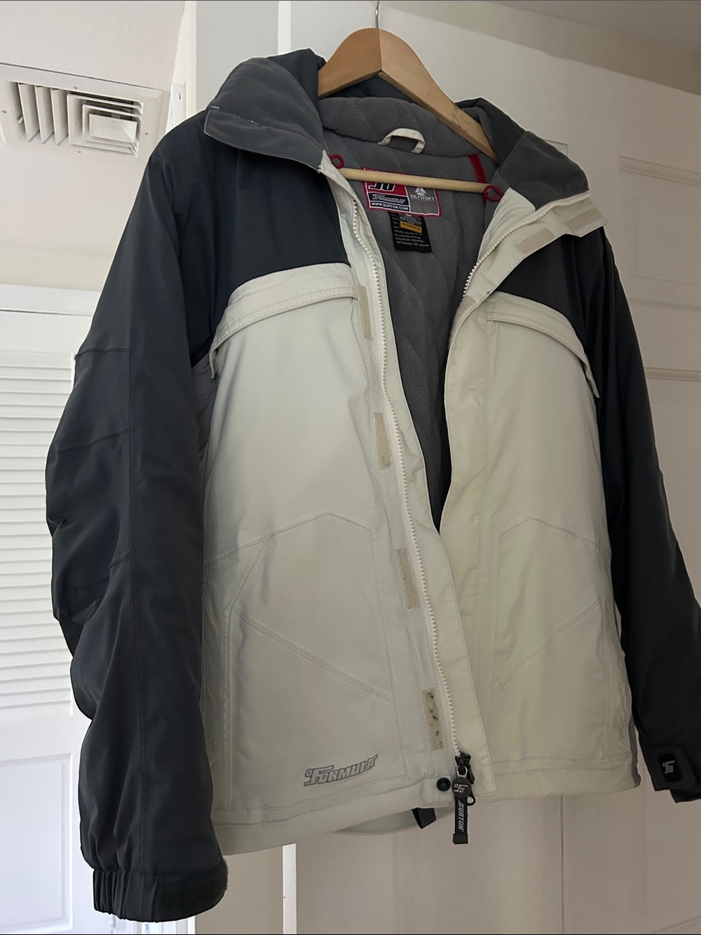Vintage Burton Two-Tone White and Dark Gray Ski Jacket